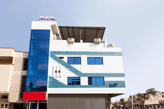 OYO 25031 Riddhi Siddhi Regency