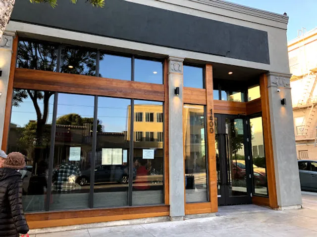 Sakesan Sushi & Robata