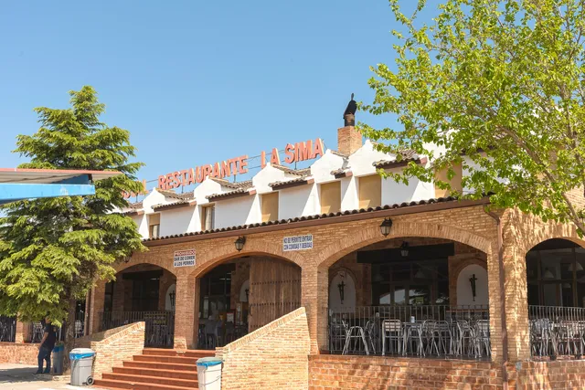 Hostal Restaurante La Sima