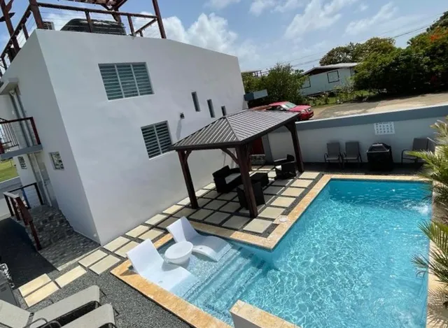 Sunset Coast Loft & Rooftop