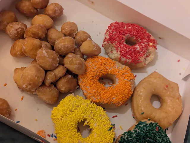 Daylight Donuts - Hartshorne