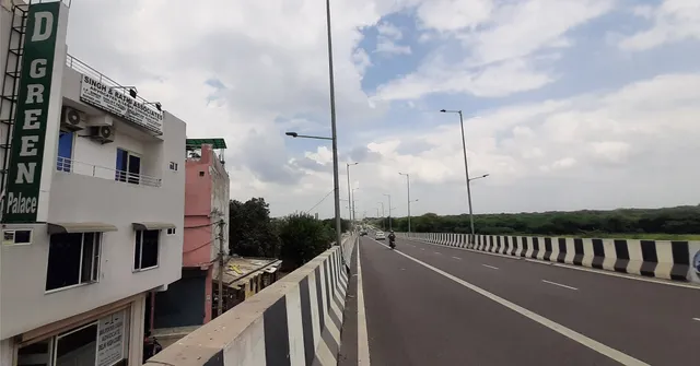 D Green Palace - Near IGI Airport