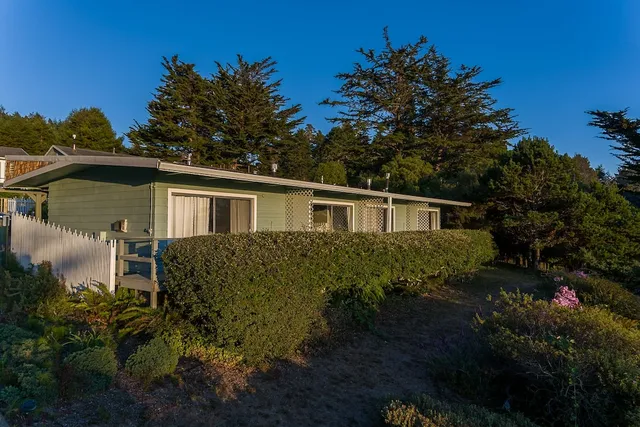 Inn at Schoolhouse Creek