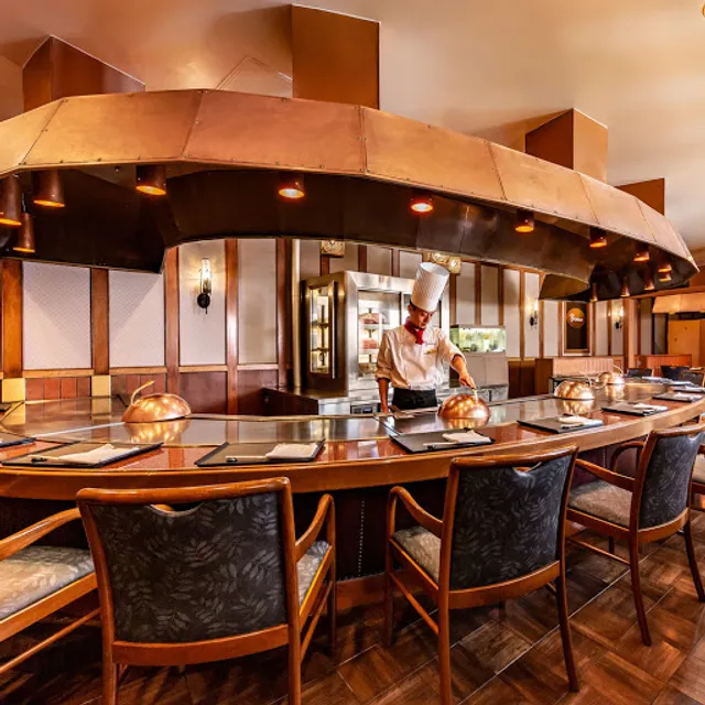 Teppanyaki & French Restaurant "BONÂGE"