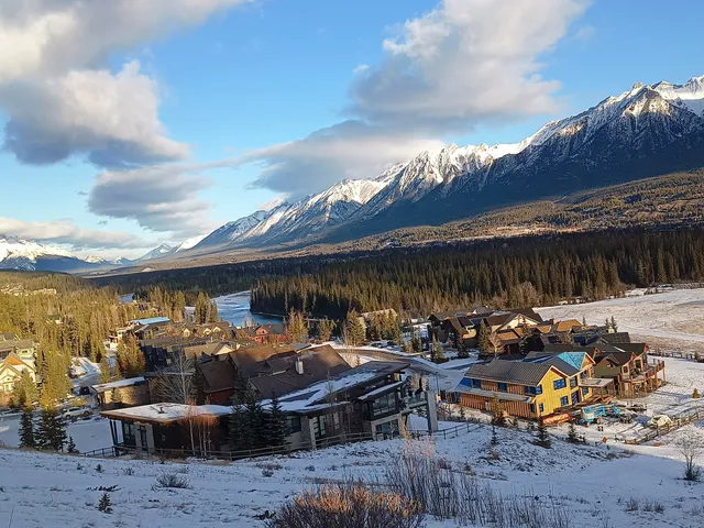 Three Sisters Lookout