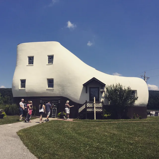 The Haines Shoe House