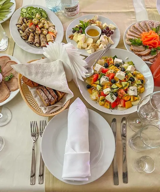 Belorusskaya Kukhnya Kafe "Nanosy Otdykh"