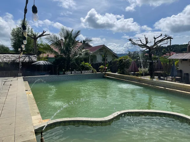 Po'opo hot spring swimming pool unima Tonsaru Tondano