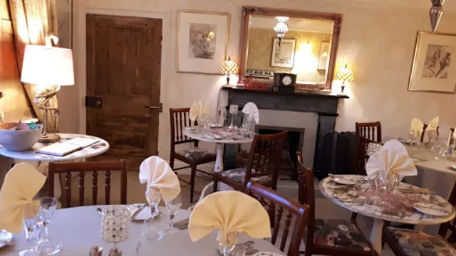 Upper Rectory Restaurant & Shepherds Hut Accommodation