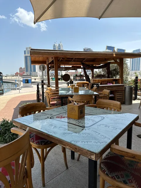 Alkofeia Restaurant مطعم الكوفية