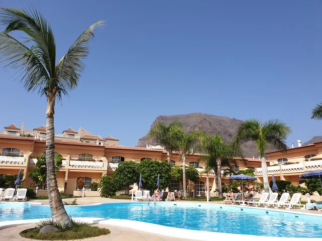 Apartamentos Jardín Del Conde