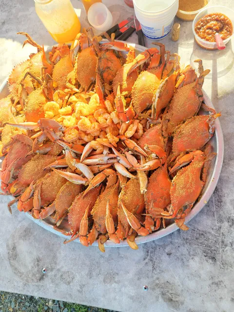 Shuckit at Thompson's Seafood