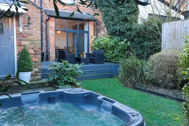 Royal Victoria House