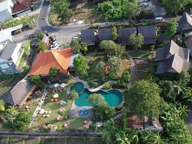 Taulan Villa and Restaurant