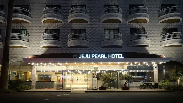 Pearl Tourist Hotel