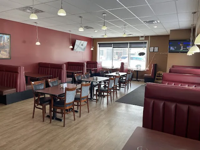 Little Town Restaurant & Pizzeria