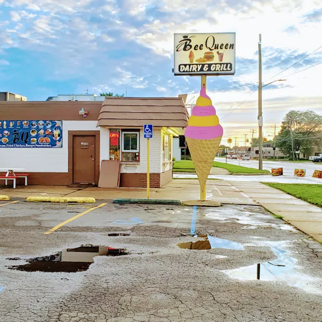 Bee Queen Dairy & Grill