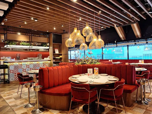 瓦城泰國料理 - 台北微風南山店