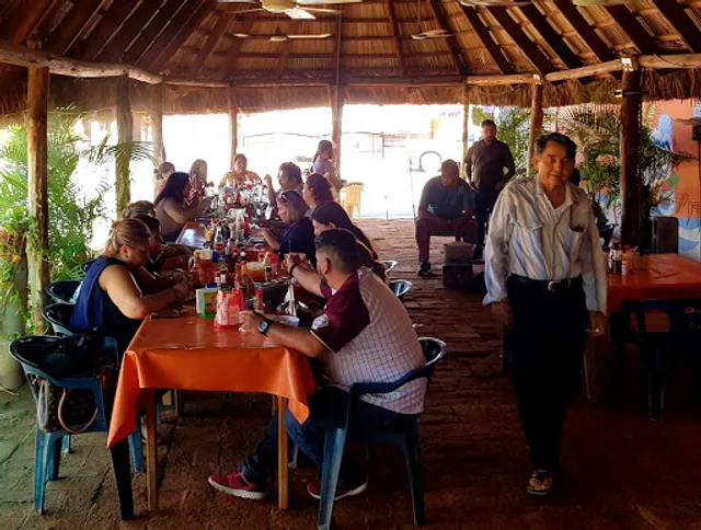 Mariscos La Palapa Del Pomio