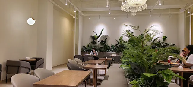 The Cafe Gangneung Central Branch