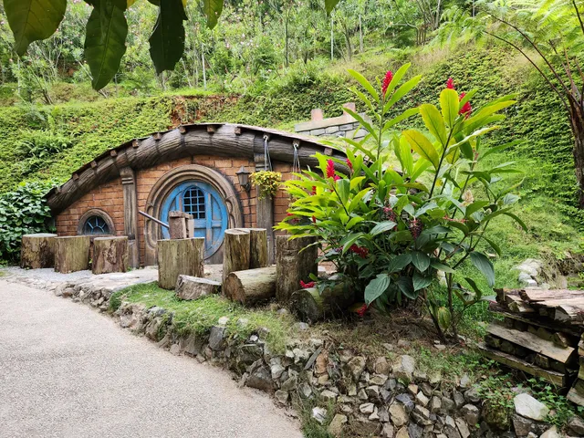 Private Village @ Flora Park