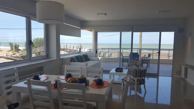 Departamentos 108 y el mar