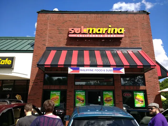 Strawberry Deli & Gyros