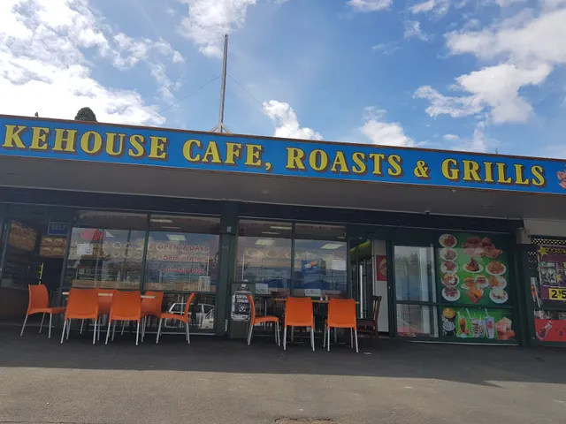 The Bakehouse Cafe, Roasts & Grills