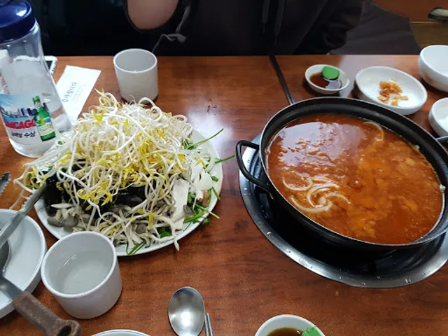 천길해물샤브샤브