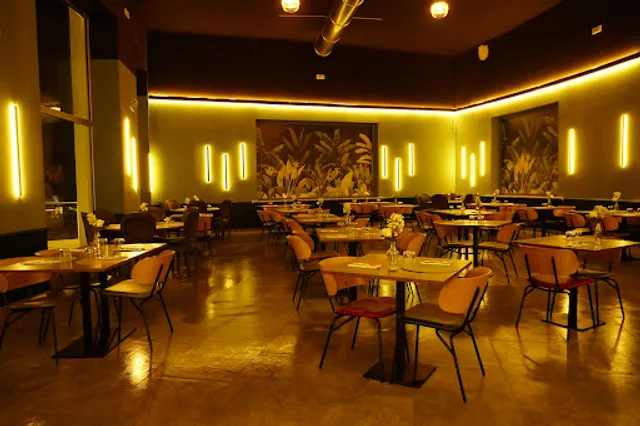 Botanic club grill & pizza