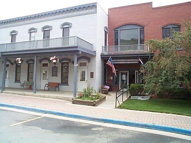 Queens Wardrobe Thrift Shoppe