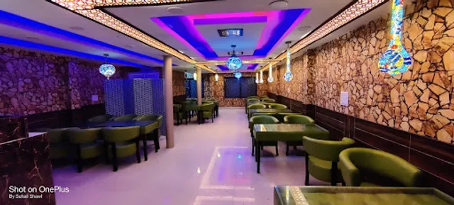 Pizzeria The Family Restaurant