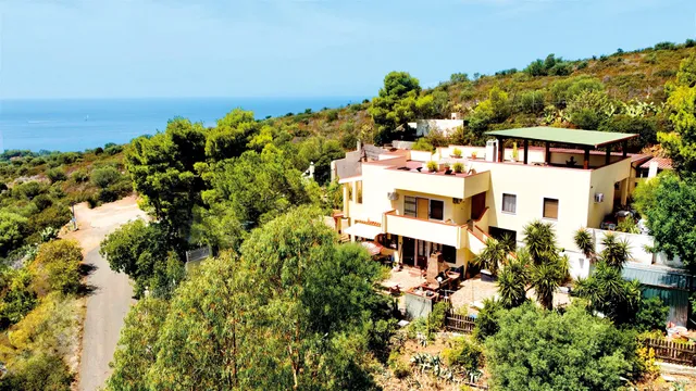 Surya Sardinia - Villa Bella Salmagi - Yoga & Holidays