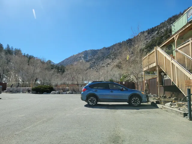 Cottonwood Hot Springs Inn & Spa