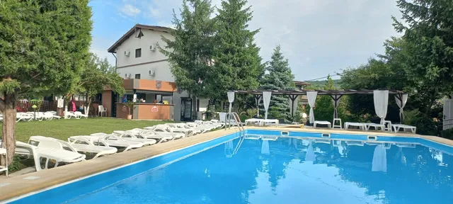 Complex Caprice-Monteoru