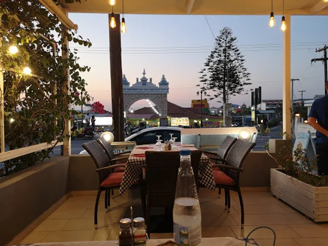 Zorba's tavern kalamaki