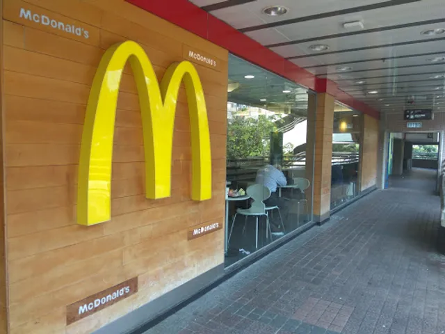 McDonald's (Hin Keng Estate)