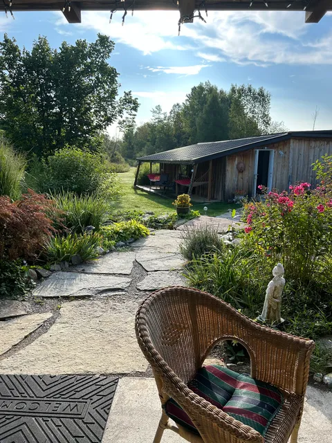 Rising Spirit Bed & Breakfast & Wellness