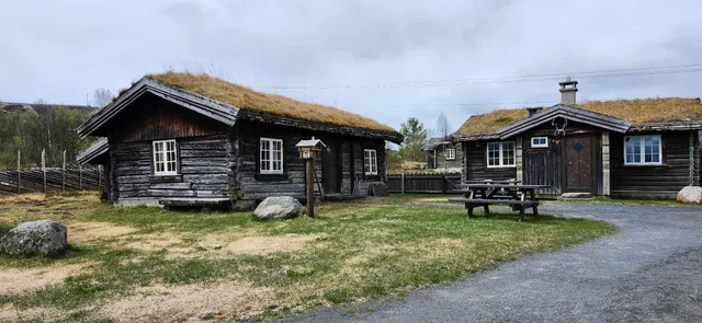 Vasetstølen, Servering og hytteutleie