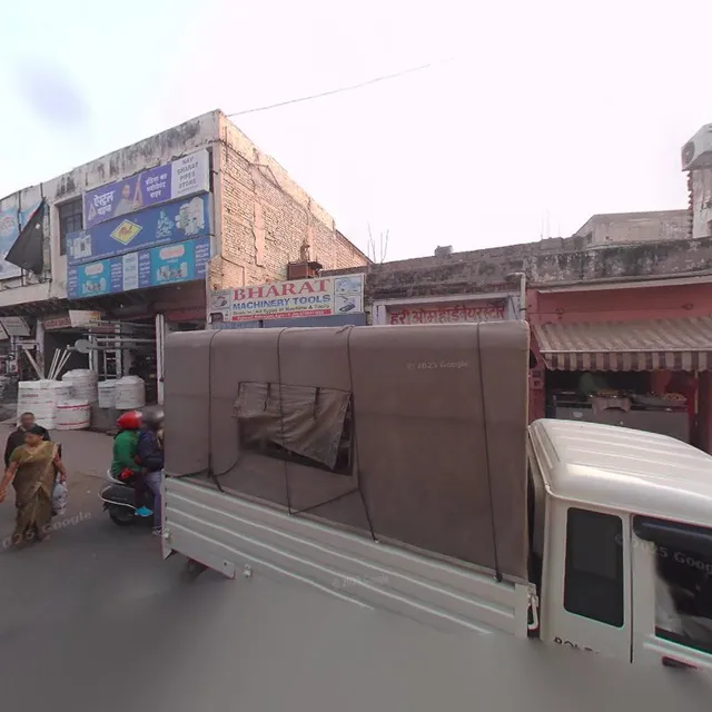 Mahalaxmi Hotel & Restaurant