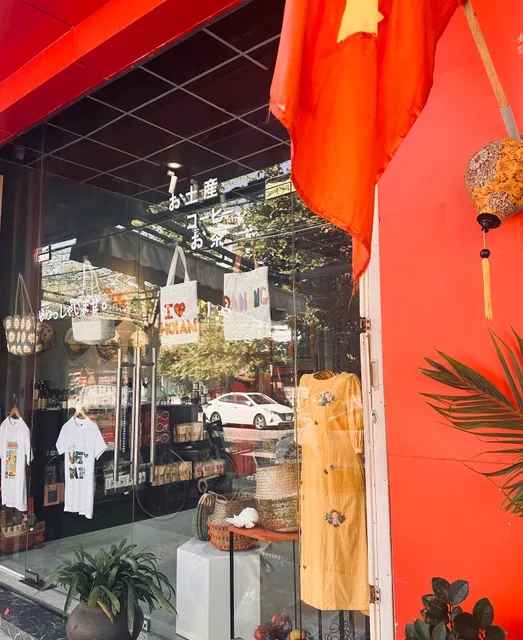 Dragon Bridge Souvenirs Da Nang