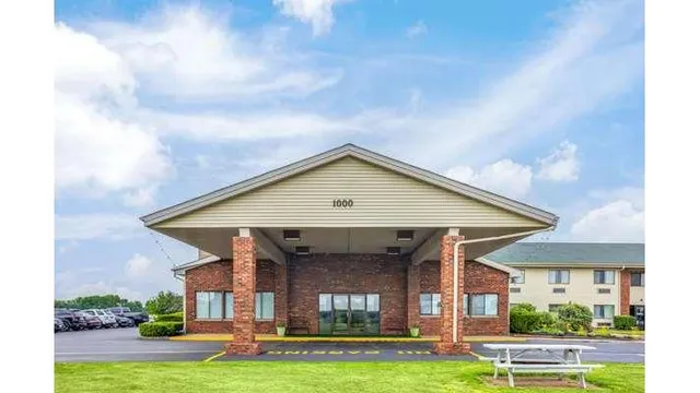 Super 8 by Wyndham Henrietta/Rochester Area