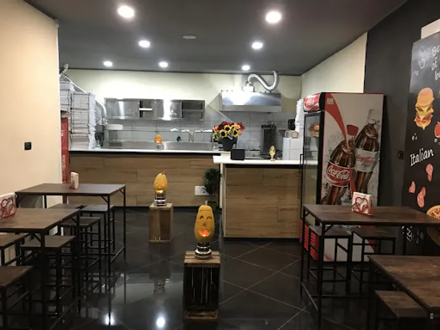 Pizzeria kebab lungo dora