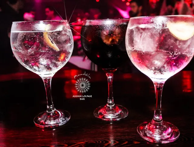 Mandala. Assian LOUNGE BAR