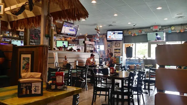 Hurricane Grill & Wings-Julington Creek