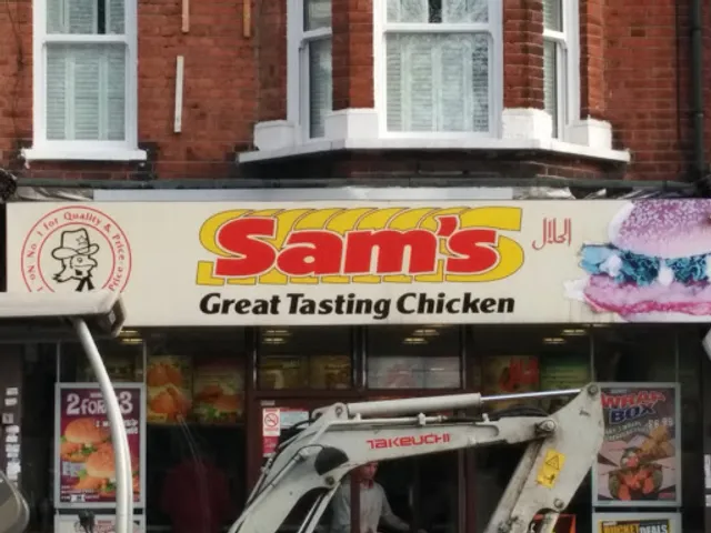 Sam's South Ealing