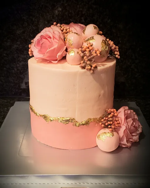 Whip It Custom Cakes