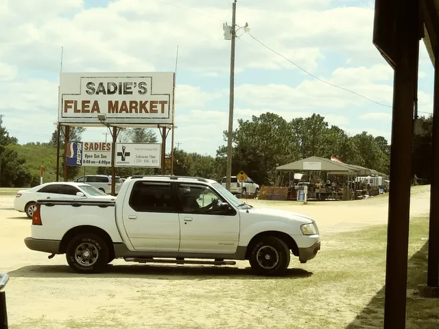 Sadies Flea Market