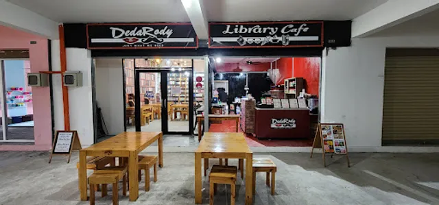 DedaRody Library Cafe