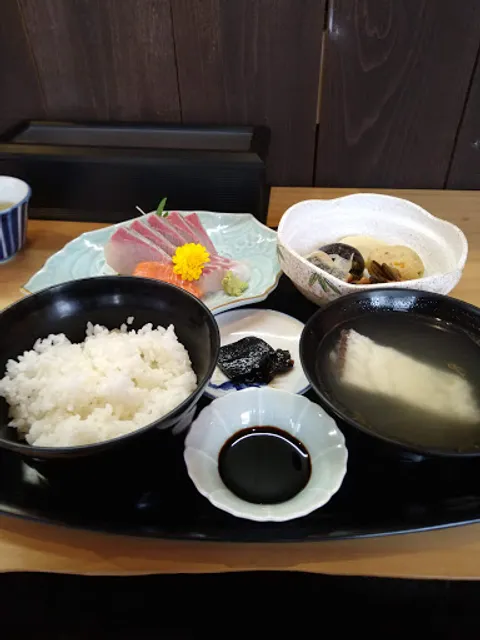さかな屋食堂なかむら